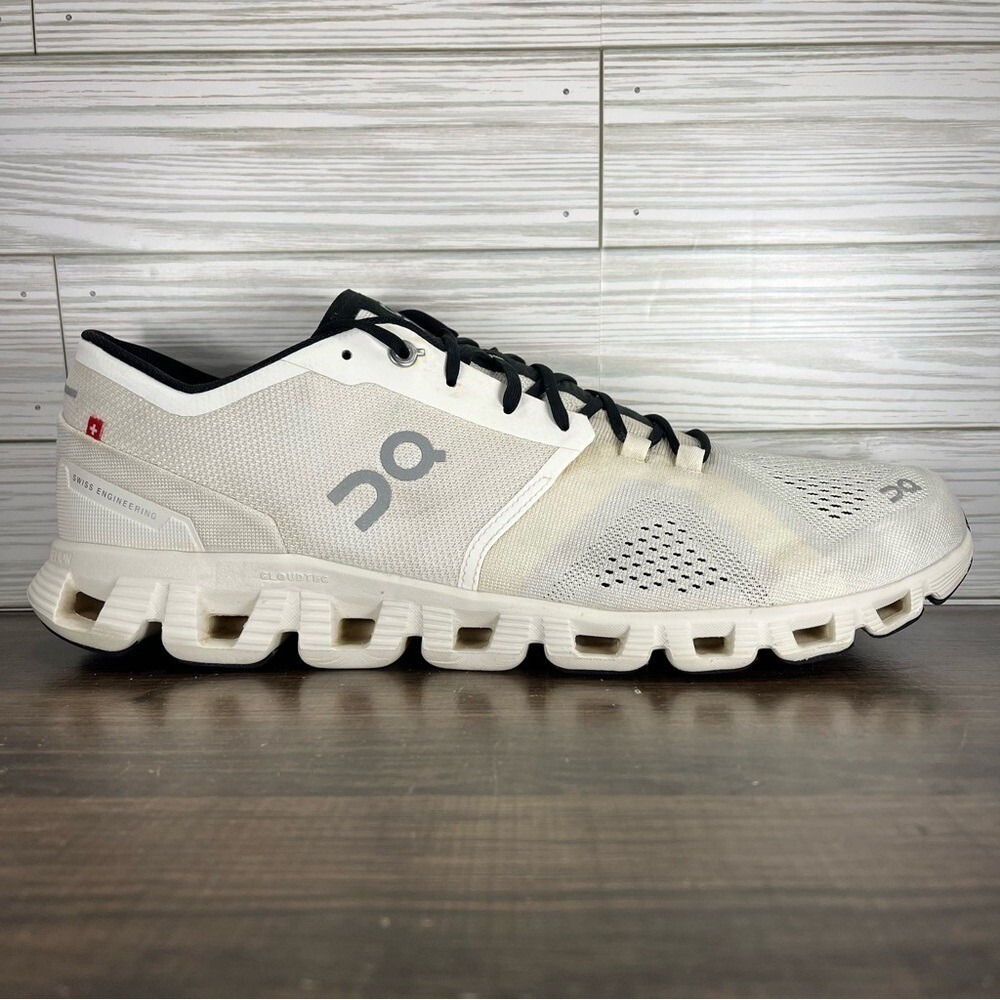 On Cloud X Men's White Shoes - Men's Size 12.5